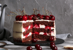 What are the ingredients in cherry chip cake mix?