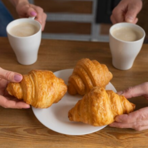 What is the difference between a croissant and a gipfeli?